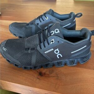 ON CLOUD WATERPROOF!